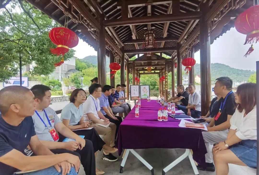 开云 开云体育官网杭州市西湖区政协“登堂进站”助力基层社会治理(图2)
