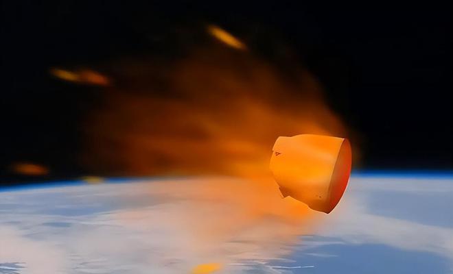 惨烈的太空事故：飞船减压阀被开云 开云体育平台震开宇航员体液沸腾40秒内遇难(图16)