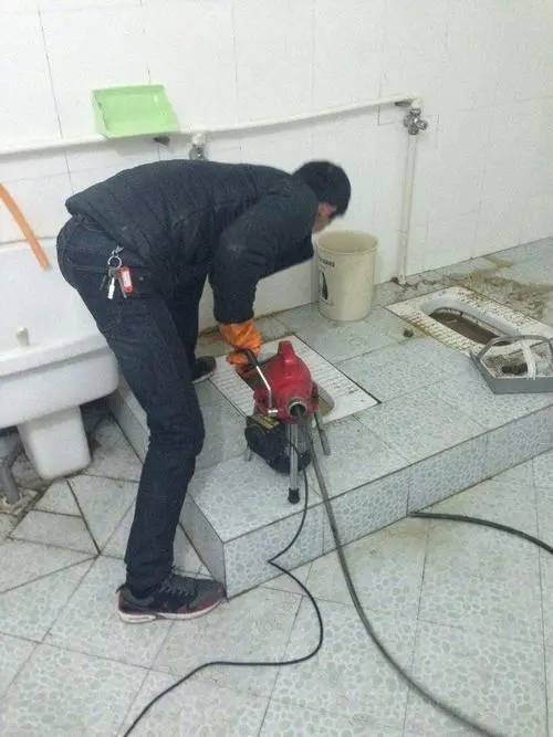 开云体育 开云平台宜兴丁蜀镇下水道疏通专业上门疏通各种疑难管道(图4)