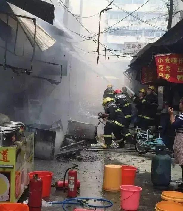安全生产开云 开云体育官网月㉖丨多次爆炸与它有关！小心液化气罐减压阀(图3)
